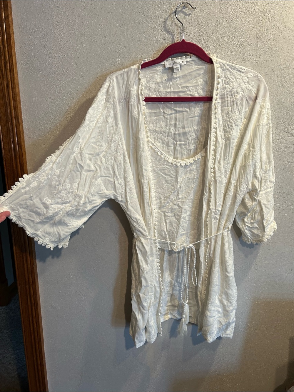 Women's Ivory Lace Chemise & Robe Set
